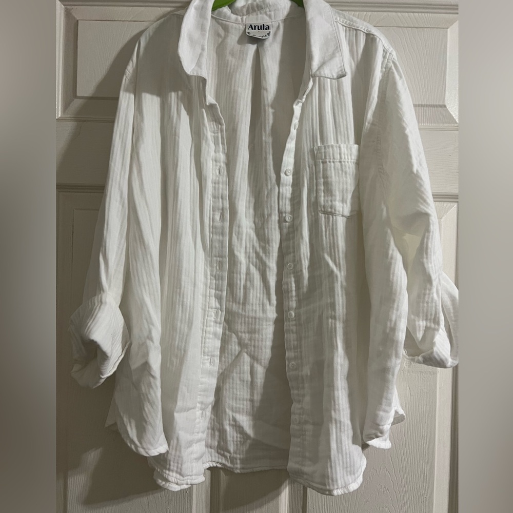 ARULA Oversized Button-down Blouse